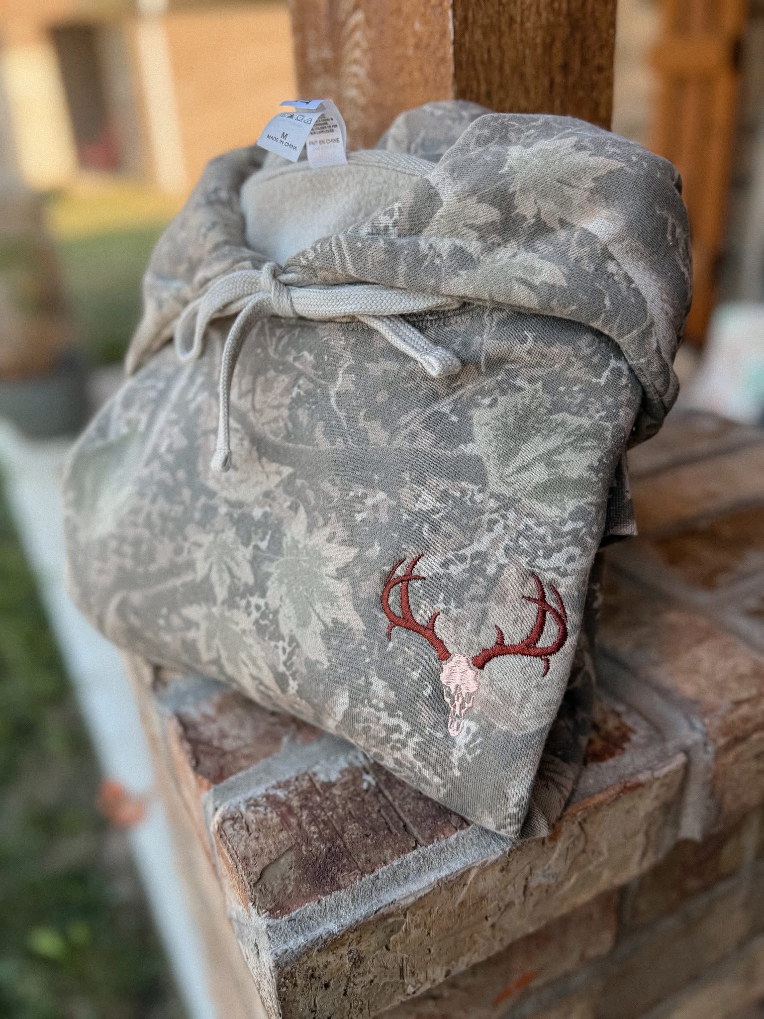 Camo Deer Skull Embroidery Hoodie (Oversized)