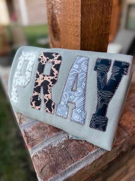 Pray Embroidery Sweatshirt